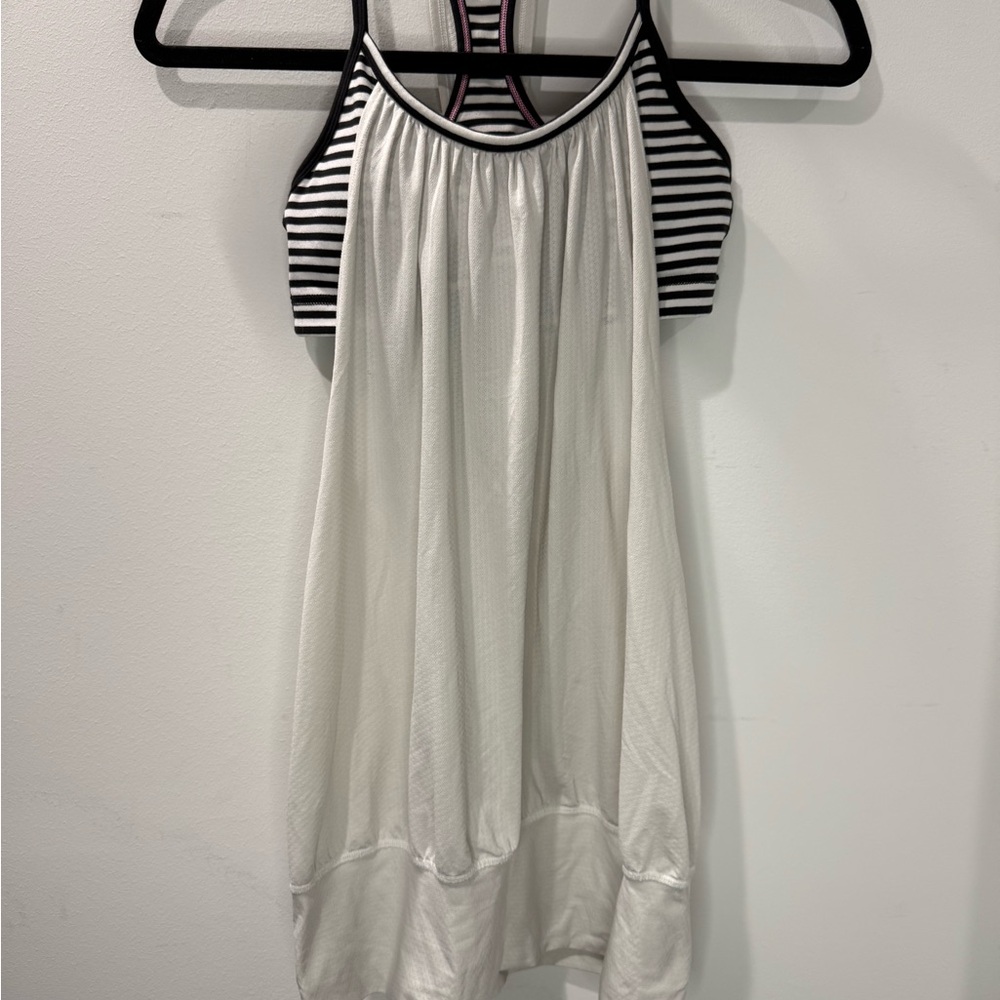 Lululemon No Limits White Tank with Built in Sports Bra Size 4